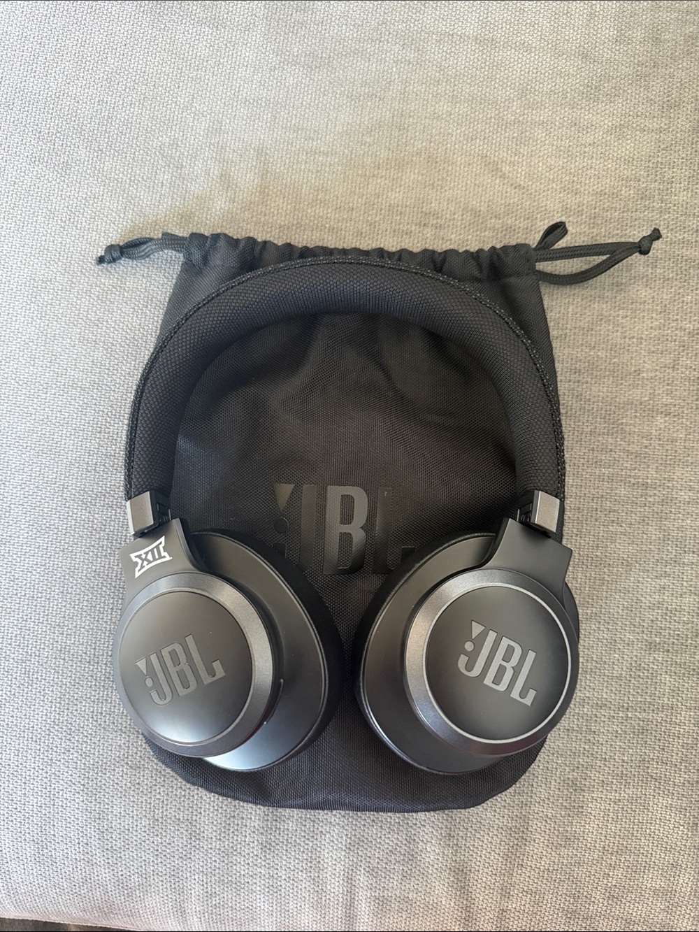 JBL Black Bluetooth Headphones + Drawstring Pouch